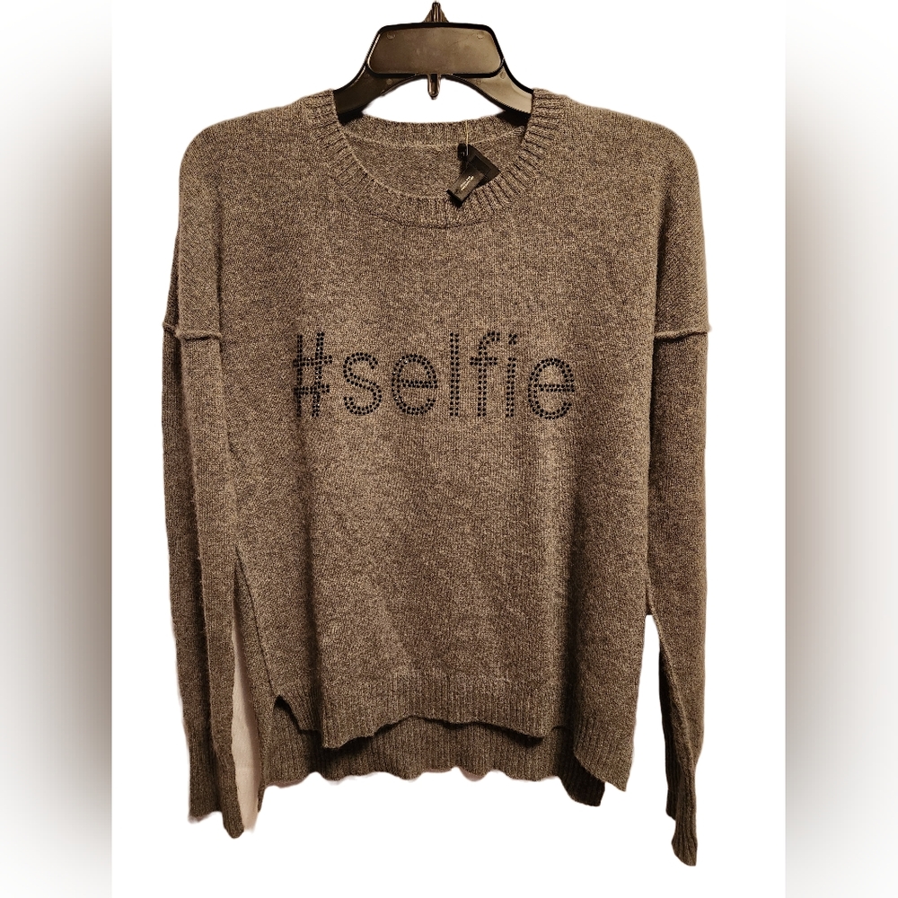 Aqua 💯 Cashmere #Selfie Sweater
